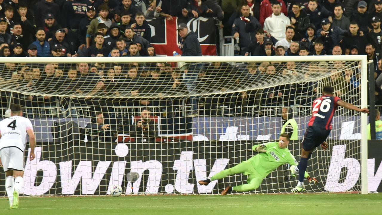 Al Cagliari non basta un gran primo tempo: finisce 2-2 la sfida con la Juve