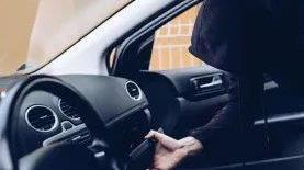 Lucca, polizza beffa rifilata a un cliente: assicuratori incastrati da un audio