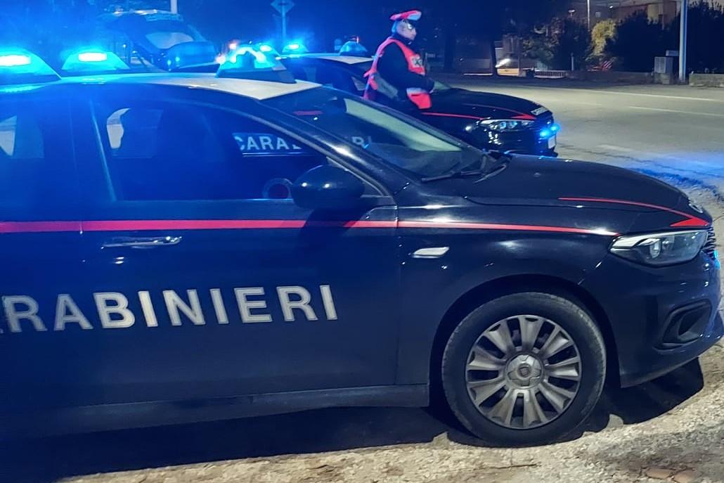 Modena, minaccia con la pistola un automobilista durante una lite in strada