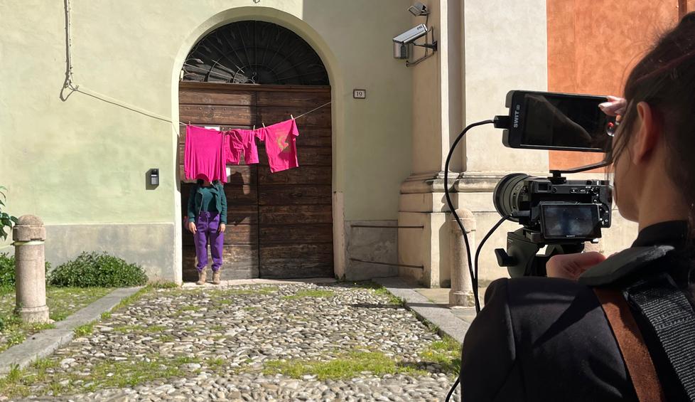 Circuito Off, spazio al foto-collage nei cortili nascosti di via Roma