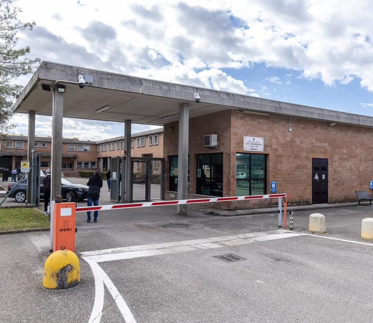 Ferrara, non può tornare dai figli piccoli. Fa lo sciopero della fame in carcere