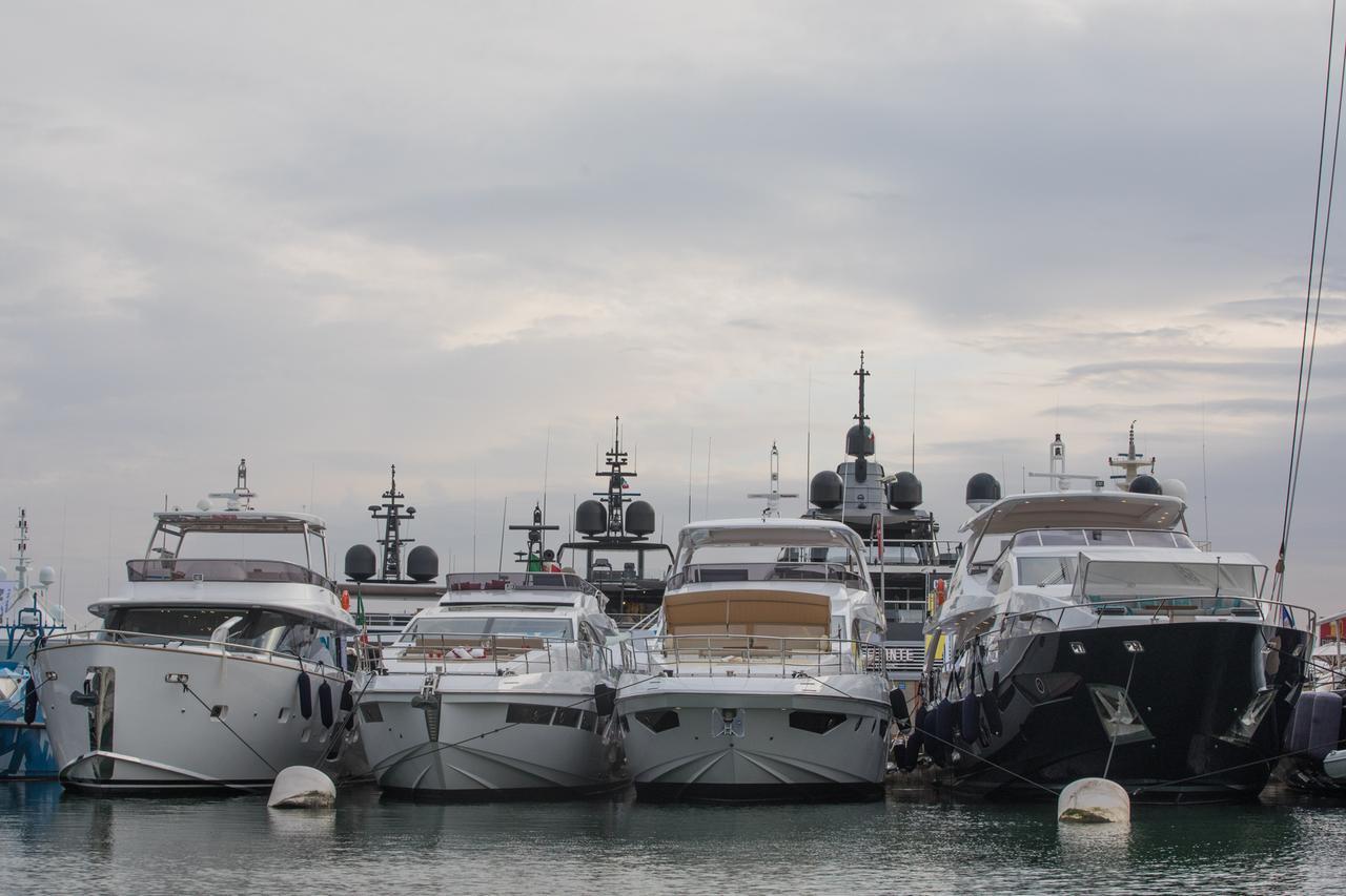 Nautica, meccanica e farmaceutica trainano la Toscana: determinanti le grosse multinazionali
