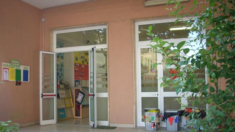 L'ingresso della scuola