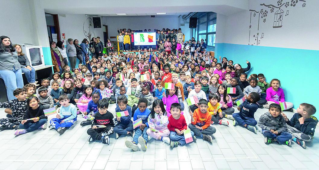 Modena, i bambini cantano “Bella ciao” a scuola: «È la nostra storia»
