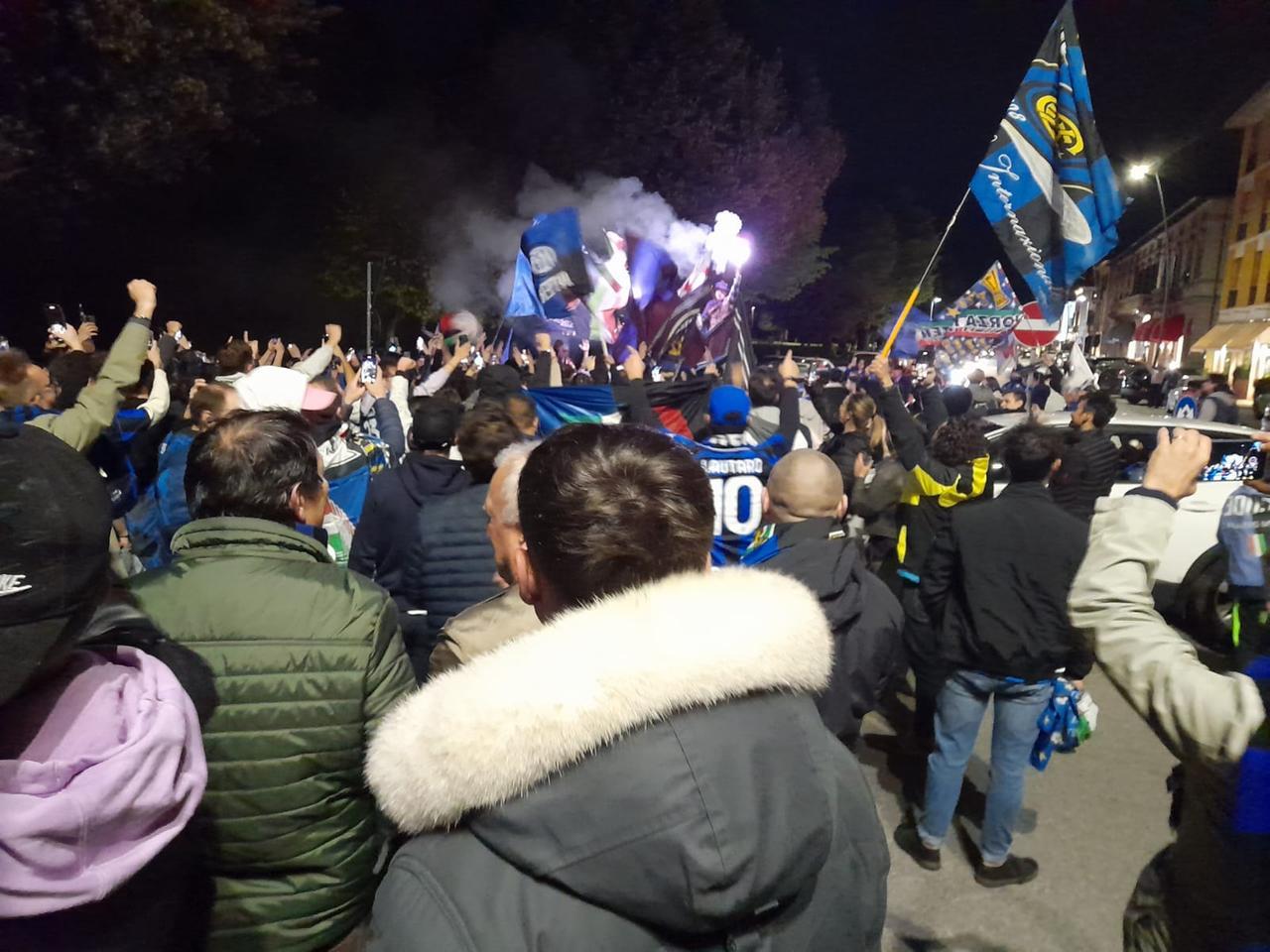 Festa grande a Lucca per lo scudetto all’Inter – Video