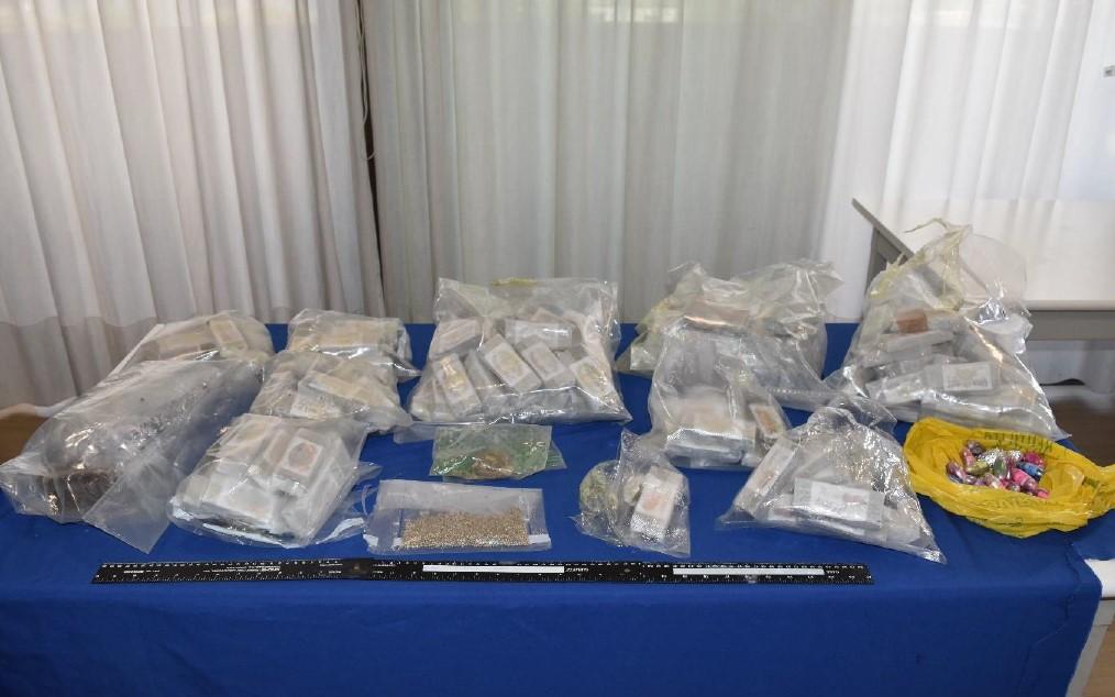
	La droga sequestrata dalla polizia

