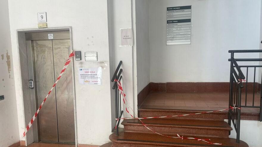 Livorno, stanze chiuse e scale inagibili nell’ospedale a rischio crolli