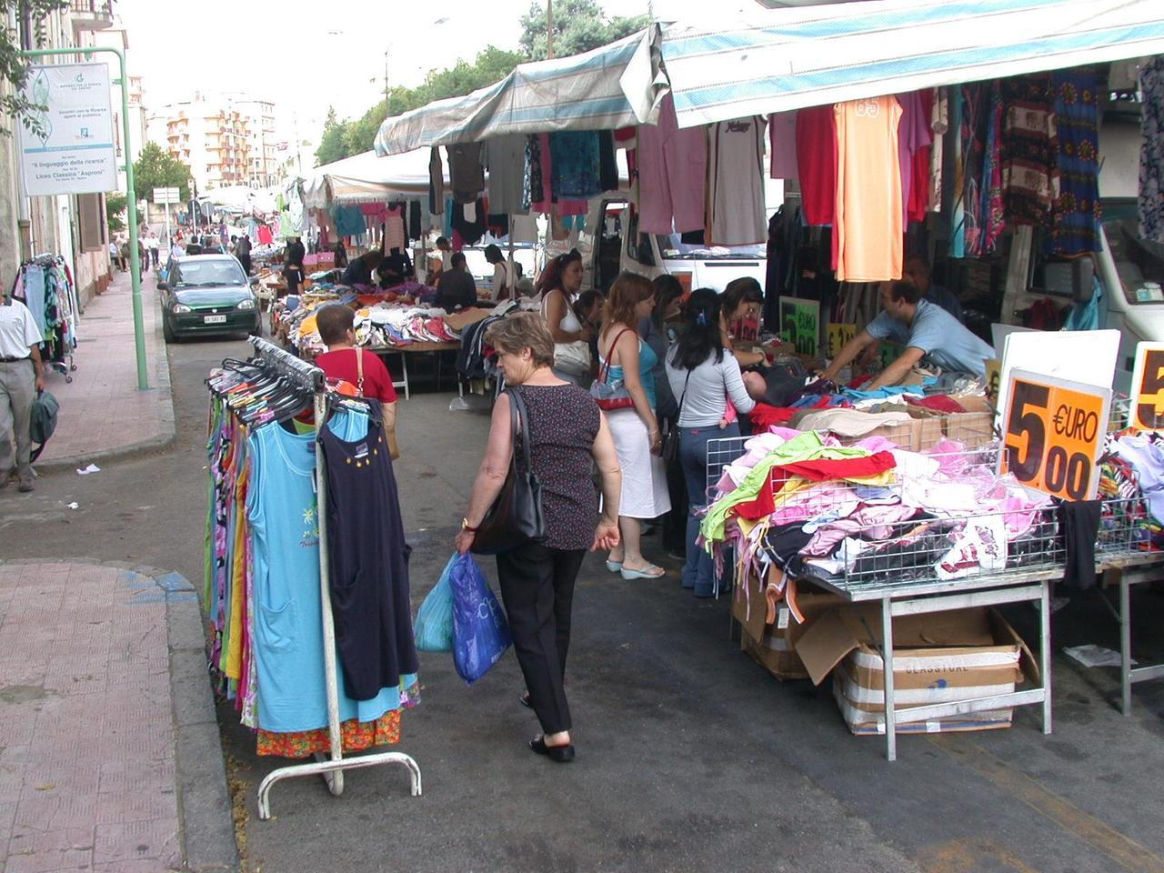 Mercatini riuniti, box e nuovi spazi: via alla rivoluzione del commercio