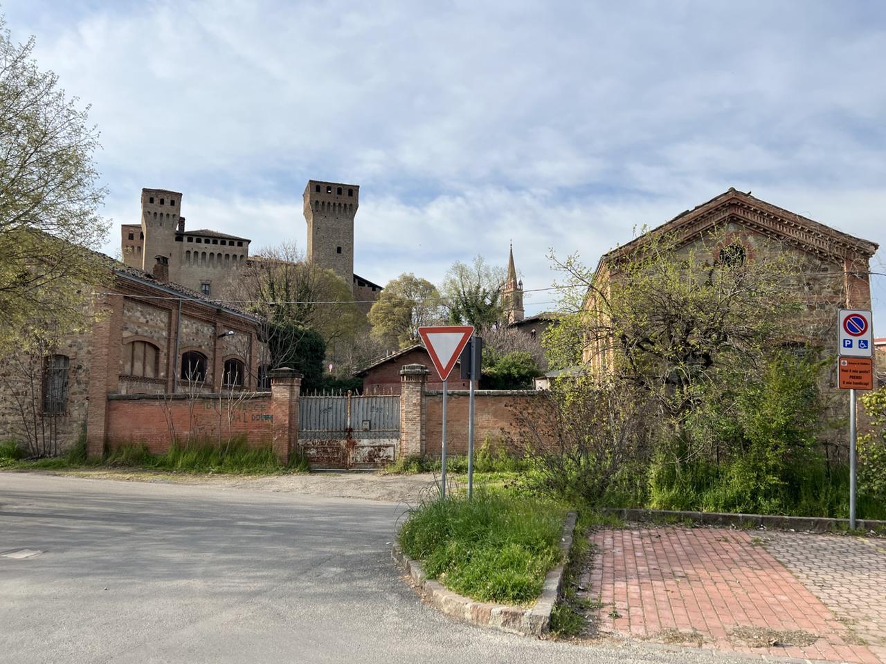 Vignola, parte il cantiere nell’ex macello: il futuro svelato con il... trekking