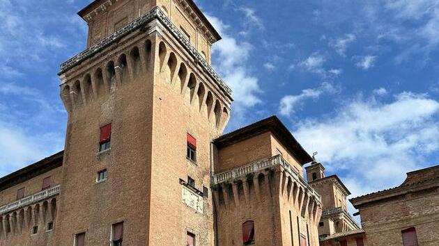 Ferrara, un giorno da favola in Castello Estense per la piccola Sara