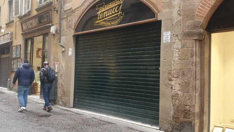 Lucca, Tenucci lascia via Fillungo dopo 106 anni: riaprirà a fine giugno in un’altra zona del centro