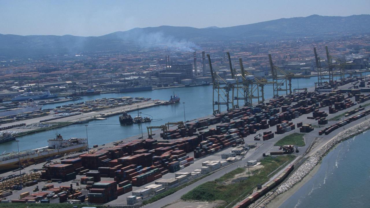 Porti di Livorno e Piombino, nonostante la crisi internazionale tiene l'occupazione