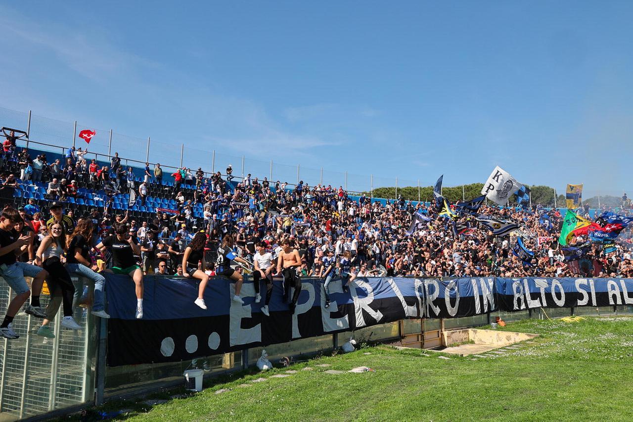 Pisa: i tifosi in campo per aiutare la gente di Gaza