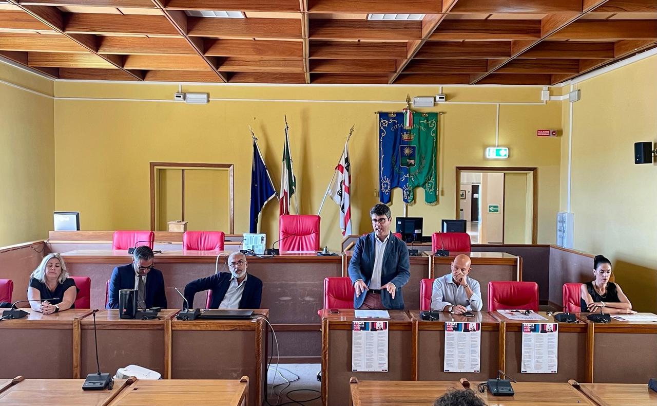 
	Una riunione del consiglio comunale in una foto di repertorio

