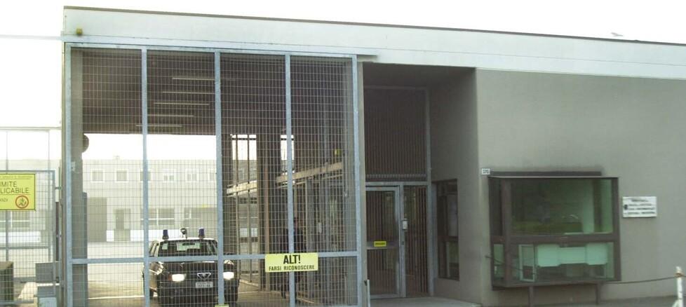 Modena, il carcere di Sant’Anna ha 153 detenuti in più ma mancano quaranta poliziotti<br type="_moz" />
