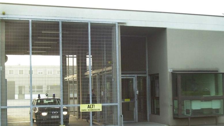 Modena, il carcere di Sant’Anna ha 153 detenuti in più ma mancano quaranta poliziotti<br type="_moz" />
