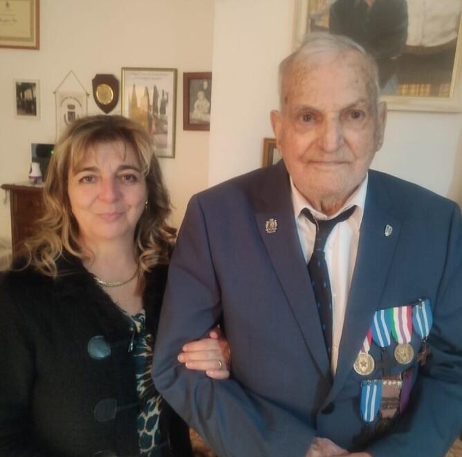 Il centenario Giuseppino Piga reduce di guerra: «Mai più l’orrore e la fame di allora» 
