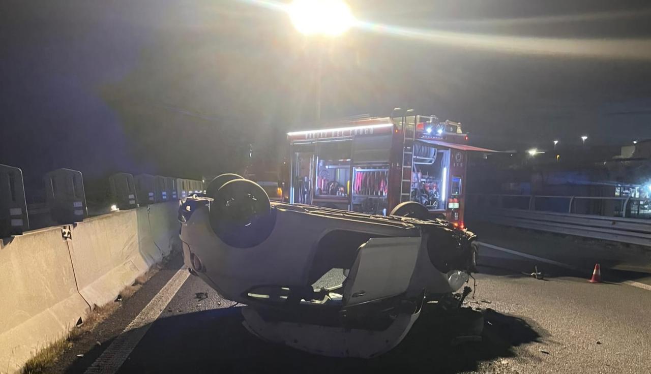 Sestu, con l’auto contro lo spartitraffico: 29enne ricoverato in codice rosso