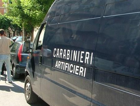 Bomba contro l’officina di un gommista a Bono 