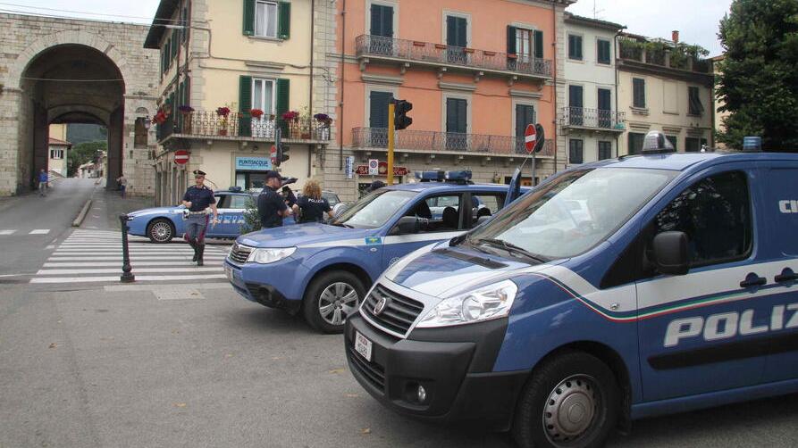 Prato, ragazza aggredita in centro: la polizia arresta un trentenne