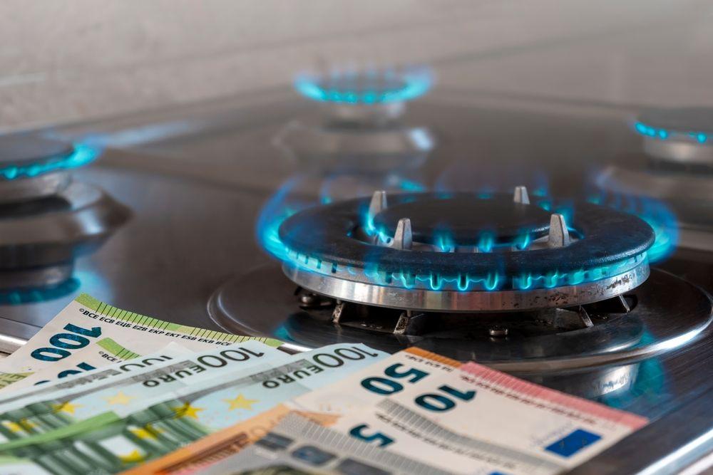 Caro bollette, in Toscana 200mila persone non riescono a pagare a pagare gas e luce: «Col mercato libero va anche peggio»