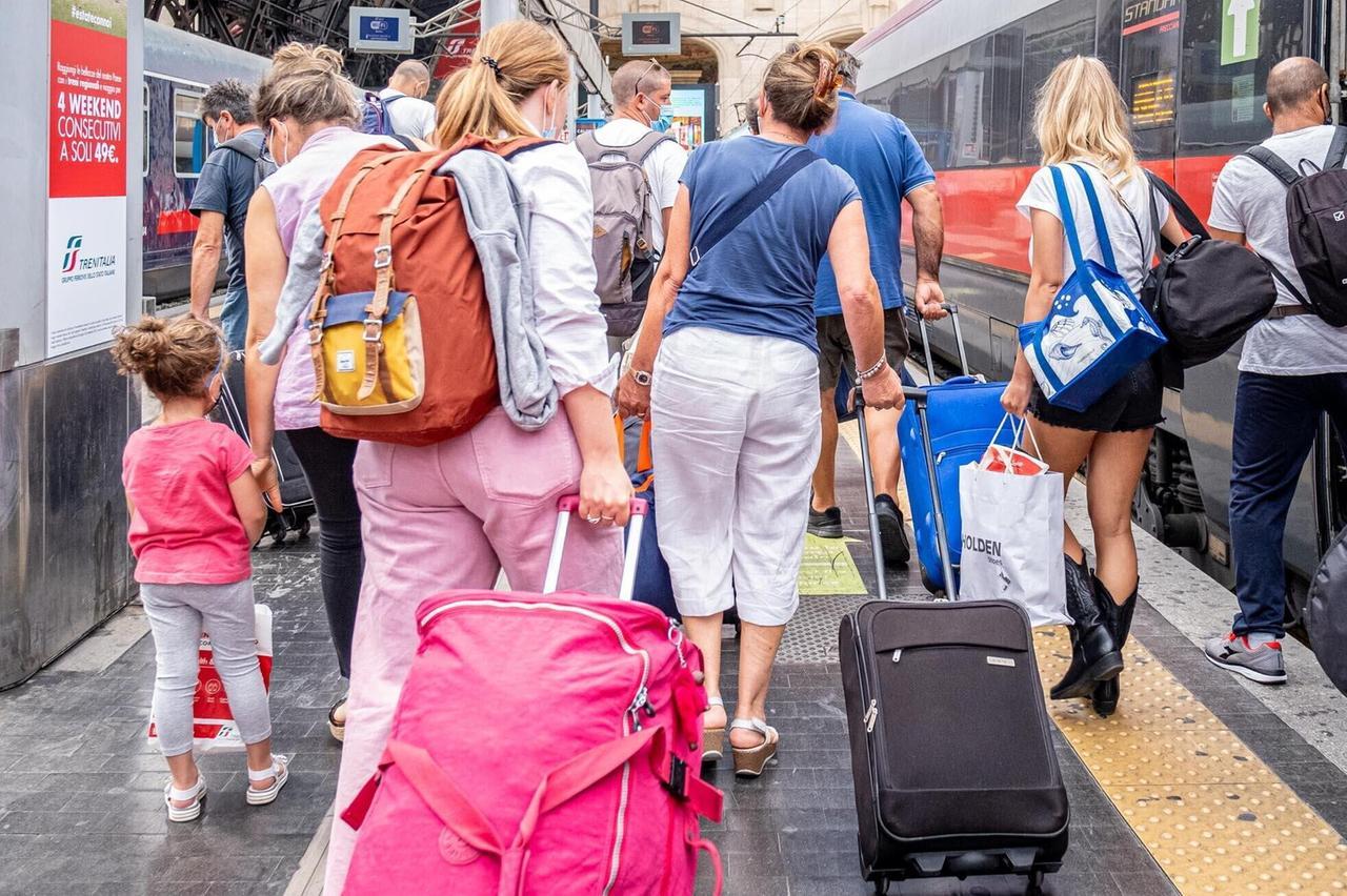 Turismo post-Covid: la riviera va a picco, meglio le città d’arte. Ma a Reggio Emilia è -16,1%