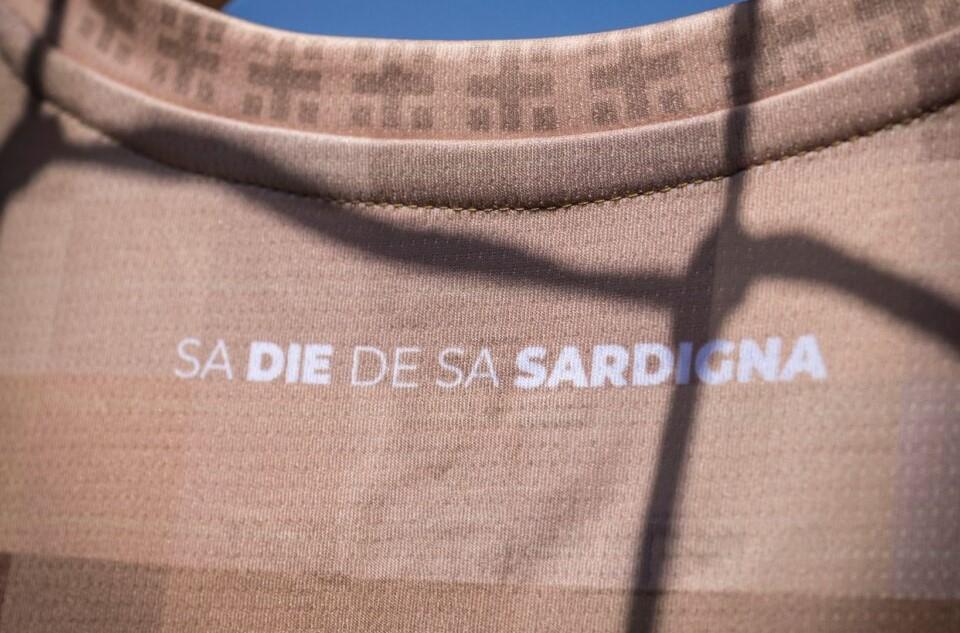 Cagliari, una maglia speciale per Sa Die de sa Sardigna