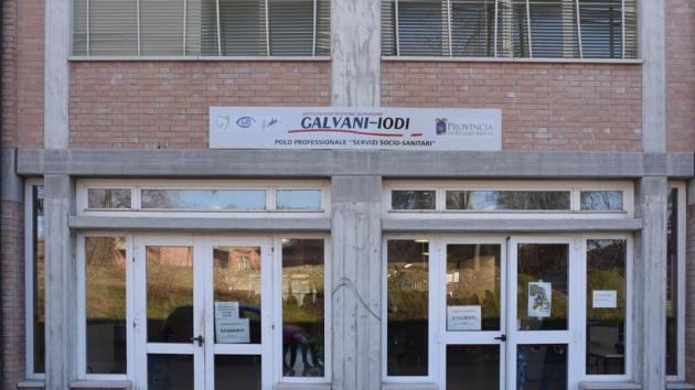 Ditta edile bocciata sull’antisismica della scuola: la Provincia ora vuole 72mila euro