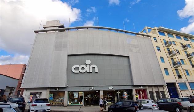 Sassari il grande magazzino Coin di viale Italia