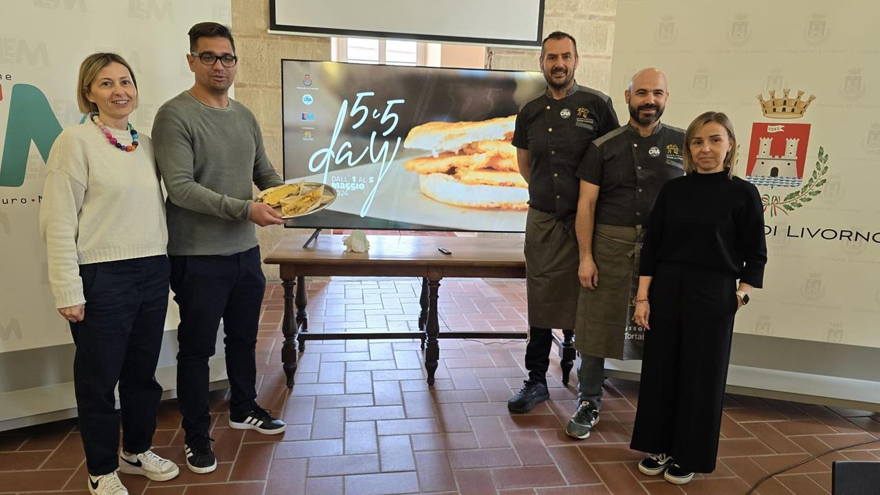 A Livorno torna il 5&5 day: la torta di ceci regina della festa