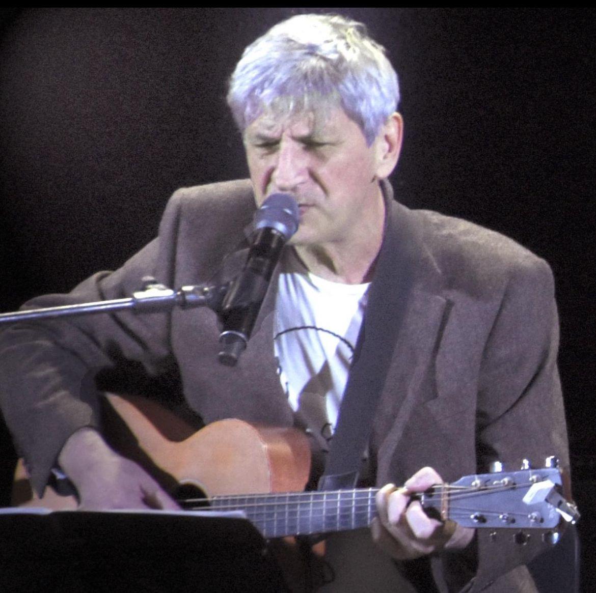 Gigi Marras a Parigi per un festival internazionale