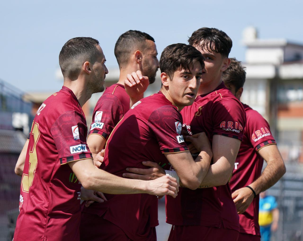 Pontedera, slitta al 7 maggio la sfida dei playoff col Pescara