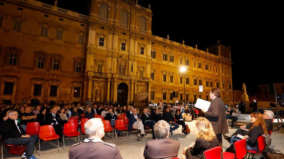 Sosta, tribunale nel mirino