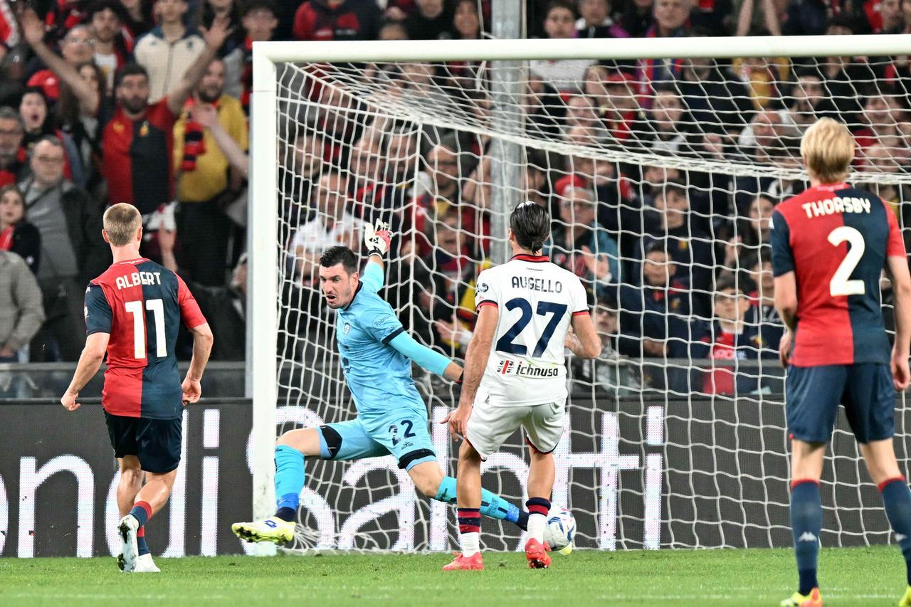 Il Cagliari crolla sotto i colpi del Genoa: finisce 3-0