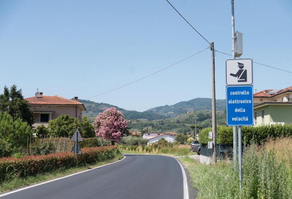 Lucca, addio all’autovelox più “odiato”: il motivo e come sarà sostituito (non è l’unico)