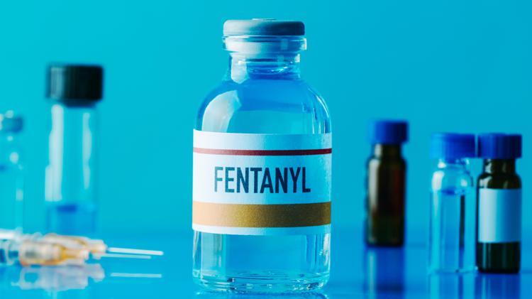 Fentanyl, primo caso in Italia: la droga degli zombie trovata in una dose sequestrata a Perugia