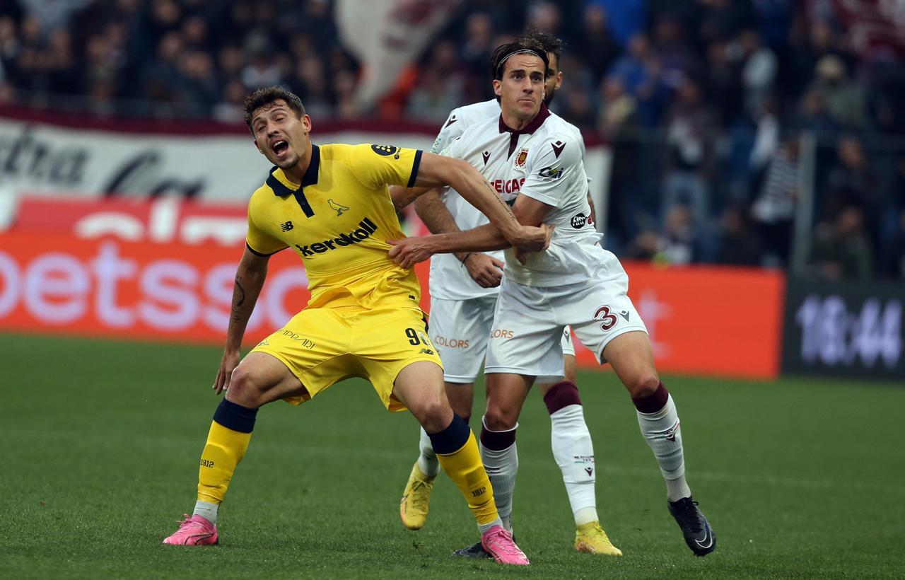 Un brutto Modena perde il derby, ma è (quasi) salvo