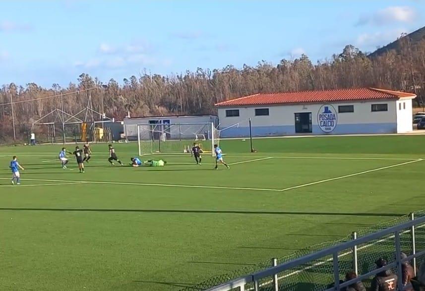 Baraonda nel match Posada-Porto Torres: arbitro accerchiato e partita sospesa al 70’
