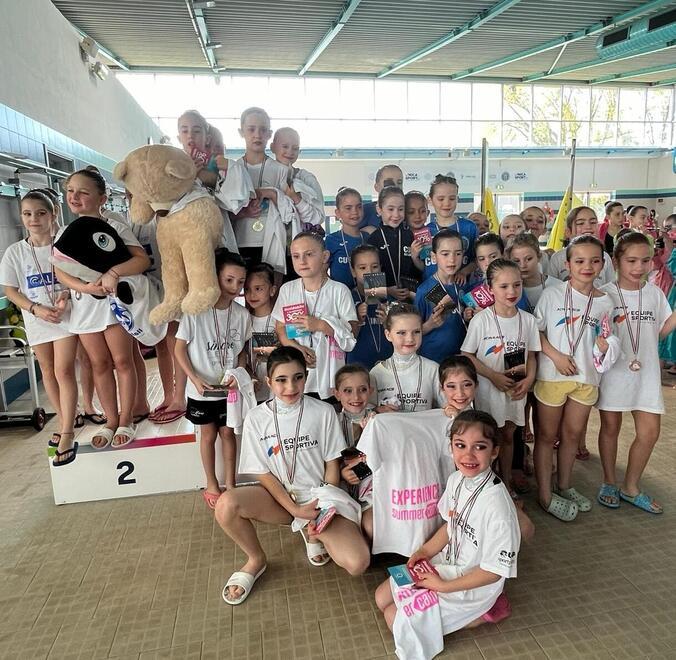 Pioggia di medaglie nel mese di aprile per i nuotatori dell’Equipe sportiva