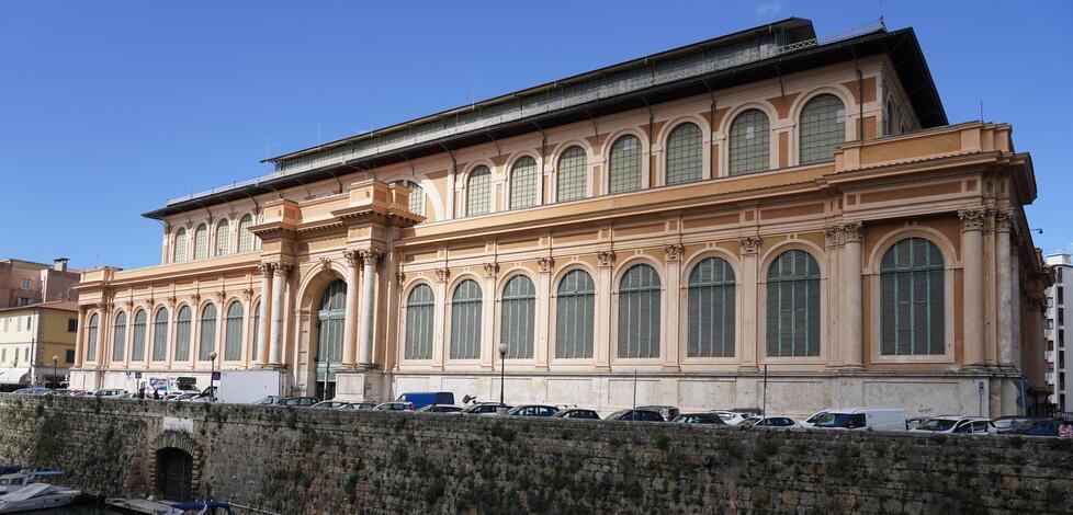 A Livorno 6 navi da crociera e migliaia di turisti: mercati del centro in festa tra apertura straordinaria e iniziative