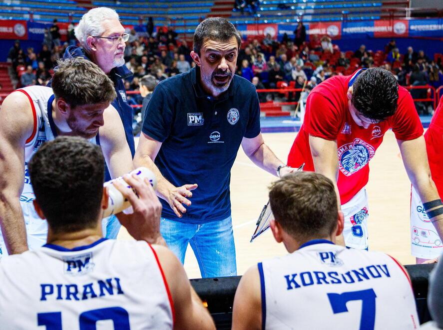 Gema dà il via alle danze dei playoff in  B Nazionale 