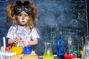 Torna Livorno Scienza: i liceali del Cecioni tra esperimenti e  robot