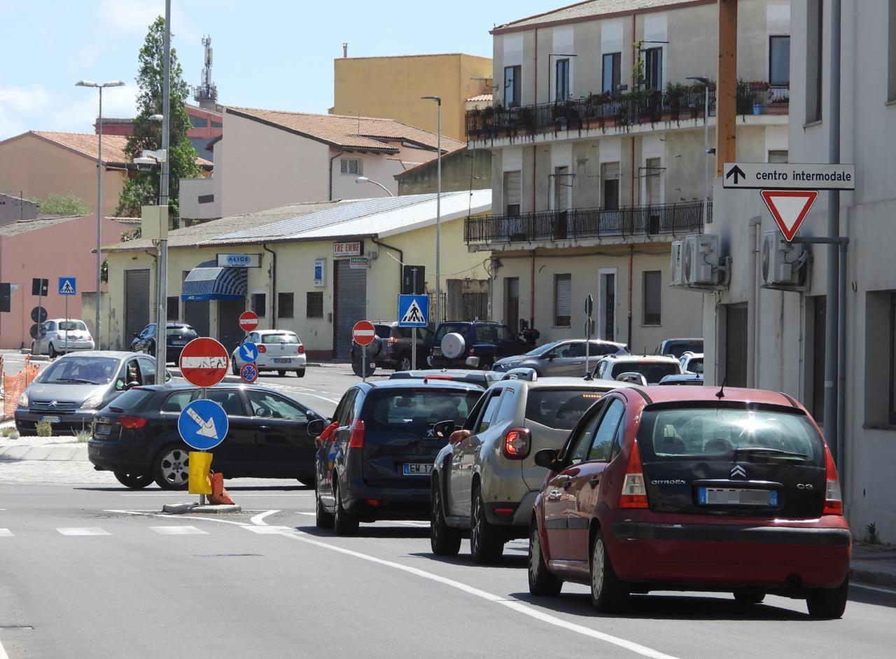 
	Traffico in via Sardegna&nbsp;

