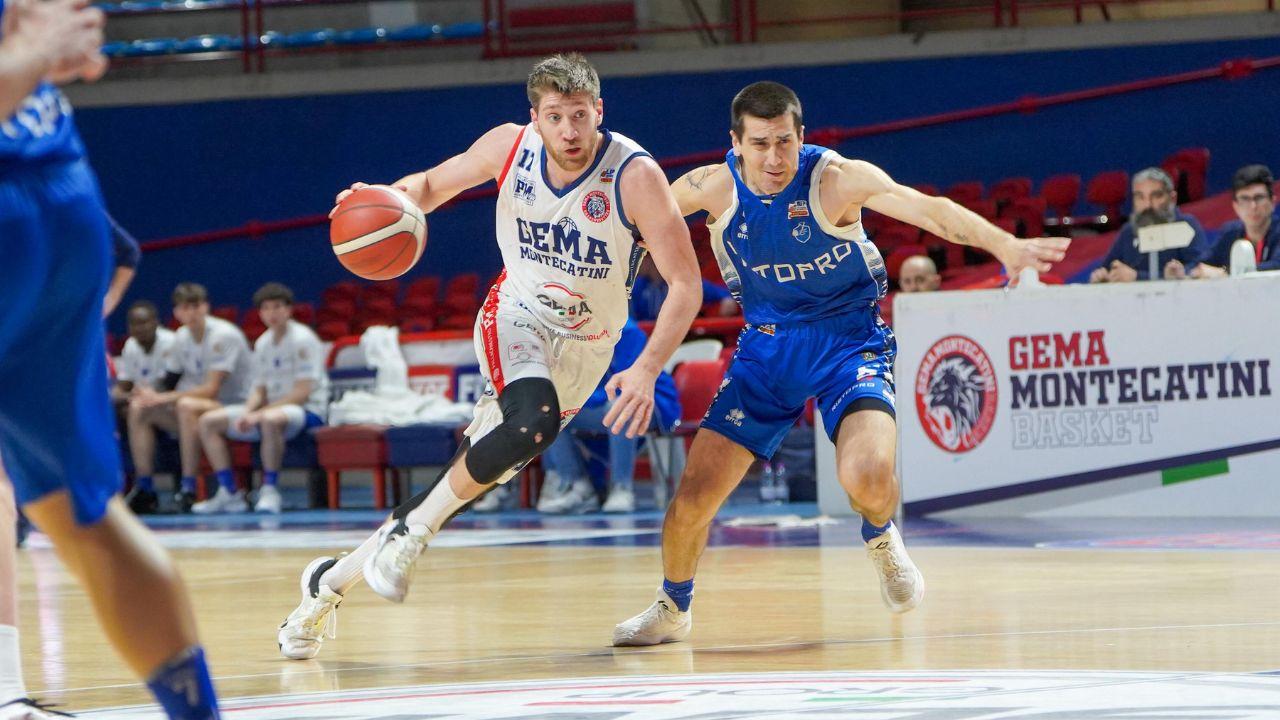 
	Gema Montecatini batte Fabriano in gara 1 dei playoff (Foto Nucci)

