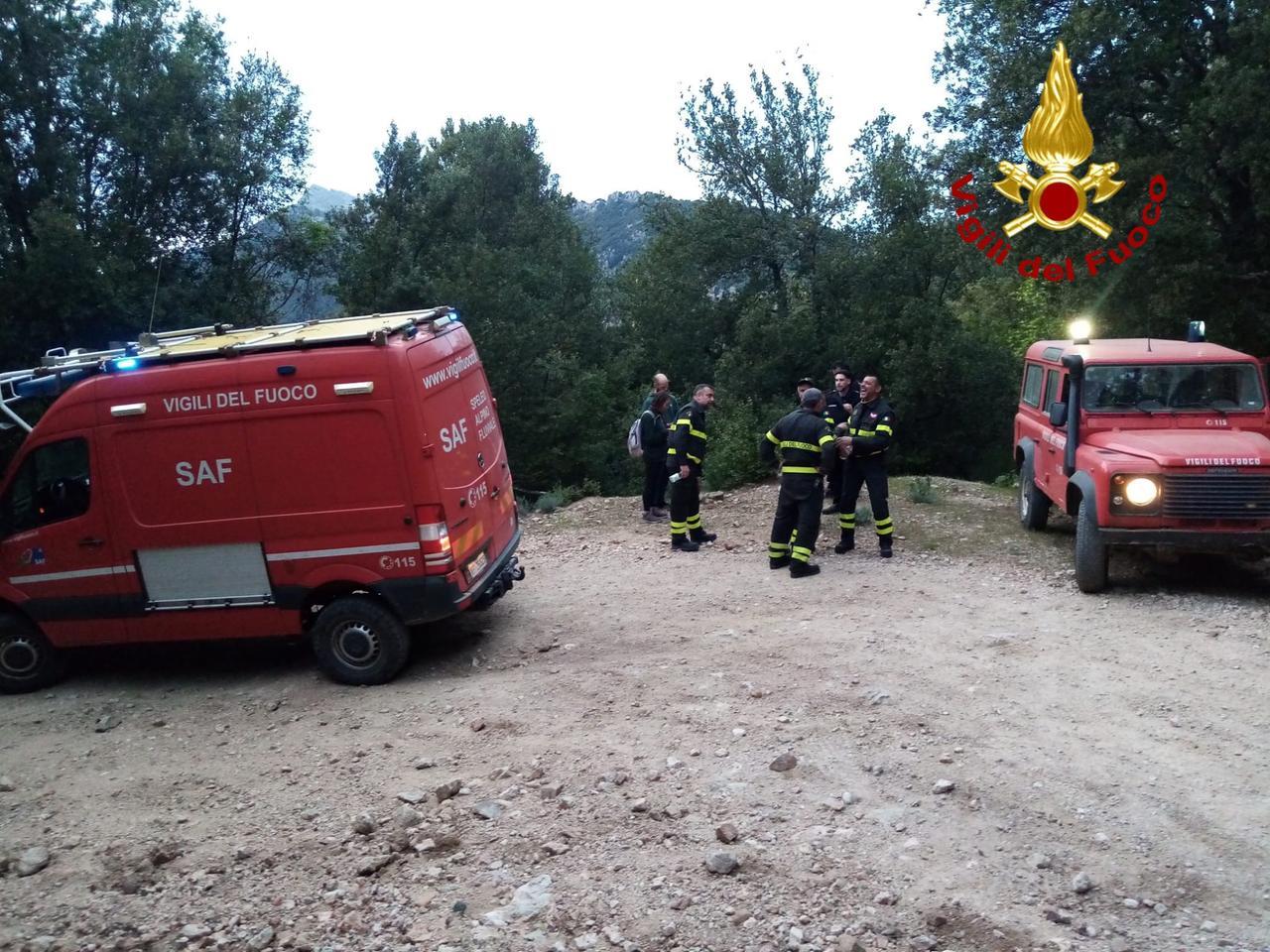 Si perdono tra Orgosolo e Oliena: due turisti salvati dai vigili del fuoco