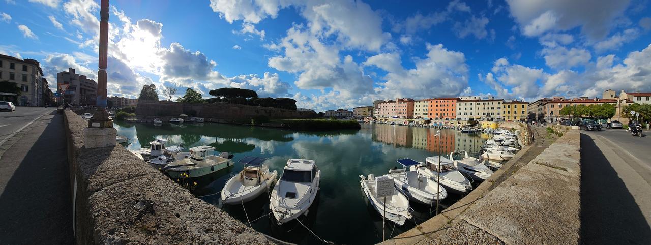 Livorno e i riflessi del Pontino: buon martedì da Valentina Caruso