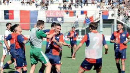 Matteo Carlotti festeggia il gol (foto Falorni/Silvi)