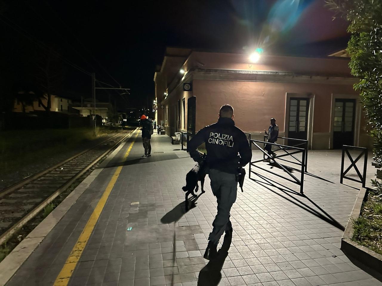 Montecatini, blitz anti-movida della polizia: controlli nei locali e alle stazioni
