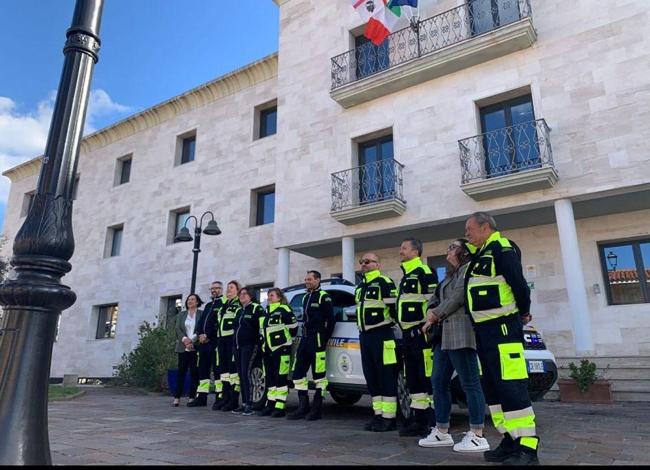 San Teodoro, il gruppo della Protezione civile riceve il primo mezzo di intervento
