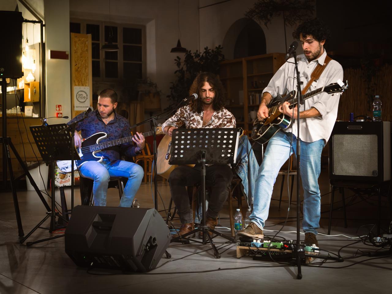 Rock acustico FireWood